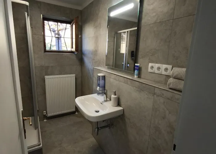 Quarto em Acomodações Particulares Spacious In Modern Flat