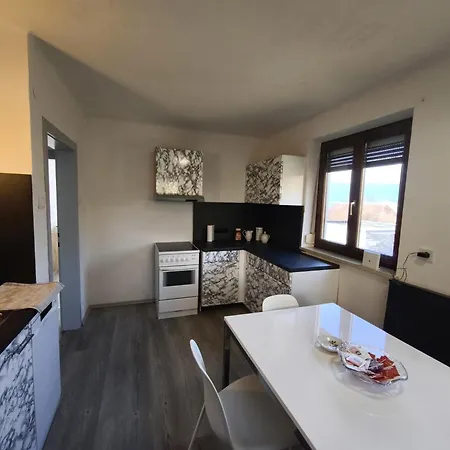 Spacious In Modern Flat אינסברוק